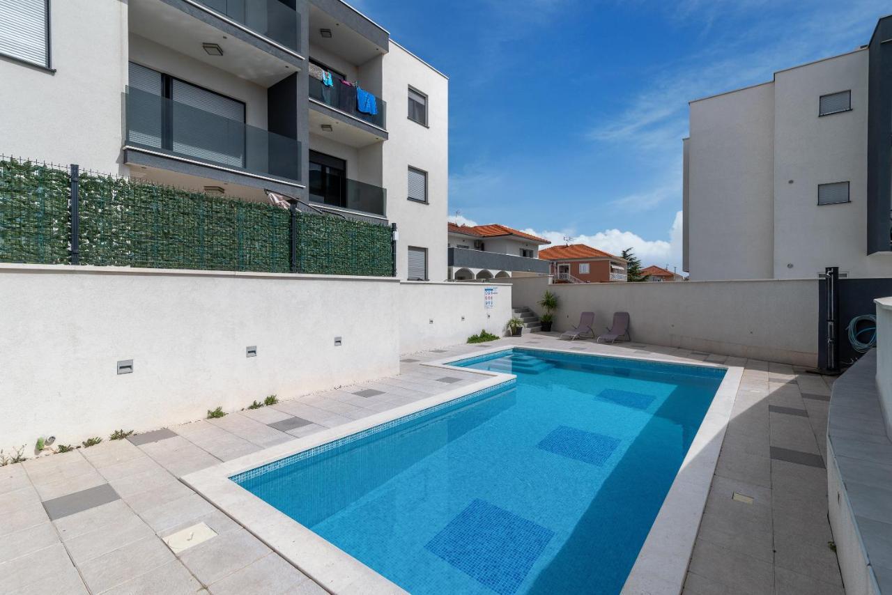 Apartman Lorena Trogir Exterior foto