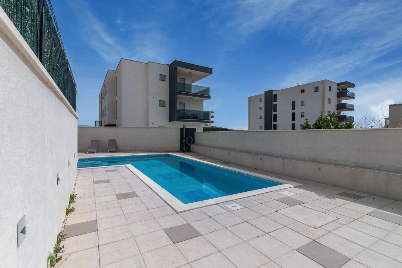 Apartman Lorena Trogir Exterior foto